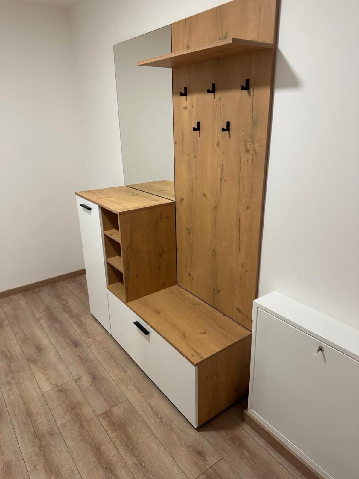 2 In Downtown,free Parking,late Check-out,big Balcony Apartmán
